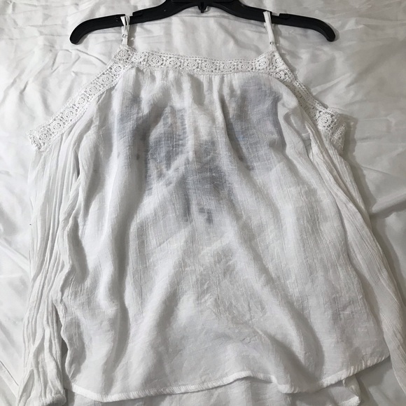 White shirt - Picture 3 of 3